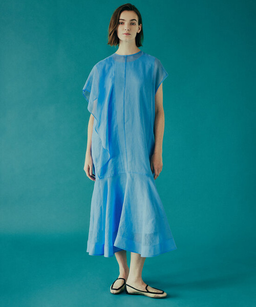 スタイリング 全身もしくは全身に近い画像