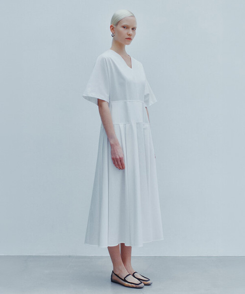 スタイリング 全身もしくは全身に近い画像