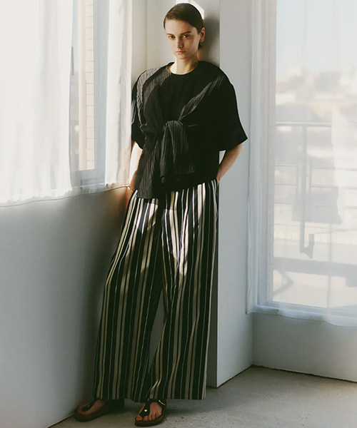 スタイリング 全身もしくは全身に近い画像