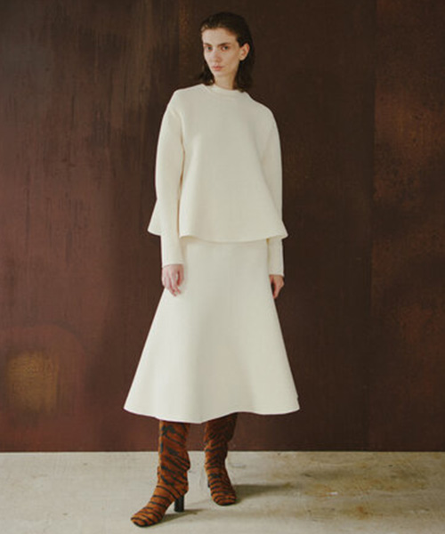 スタイリング 全身もしくは全身に近い画像