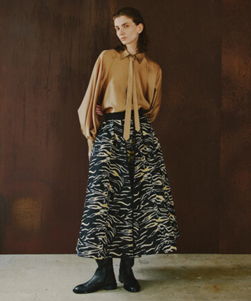 スタイリング 全身もしくは全身に近い画像