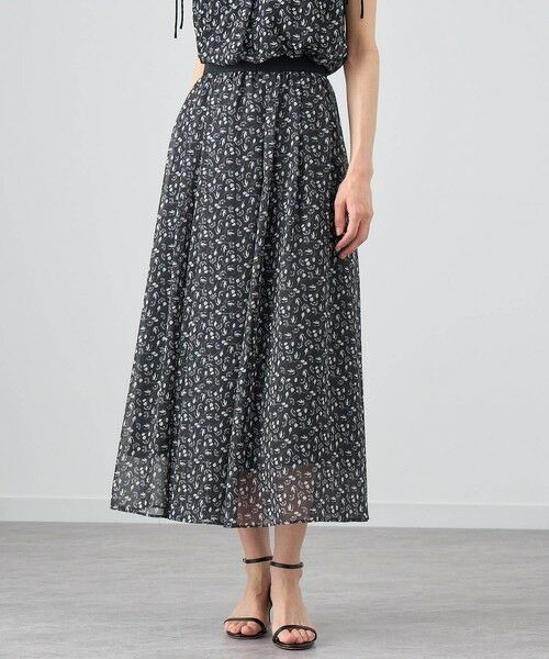 セール】 【セットアップ対応商品】リトルフラワープリントタック