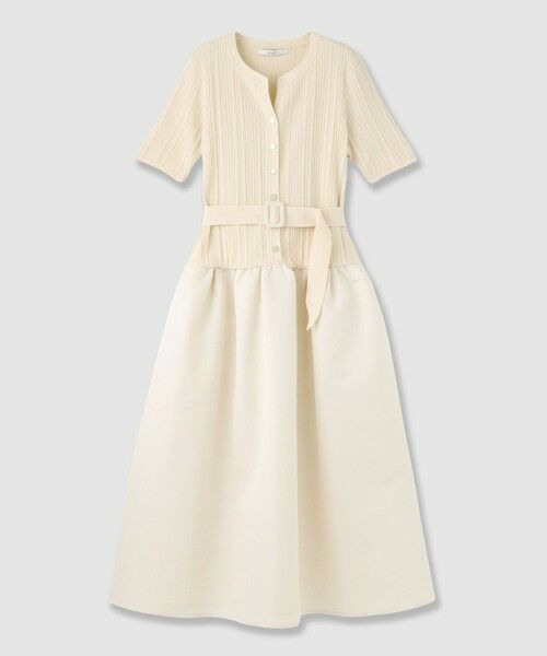 スタイリング 全身もしくは全身に近い画像