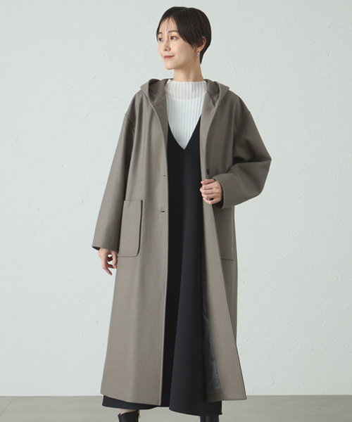 一枚で暖かく、サマになるロングコート