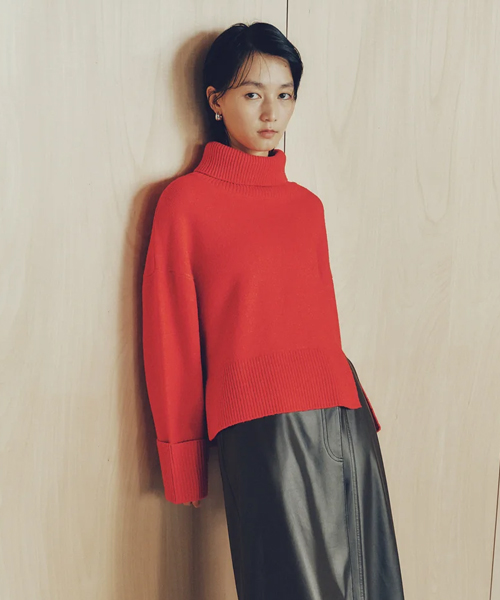 【Recommend】特別な季節に纏いたい、カラーニット