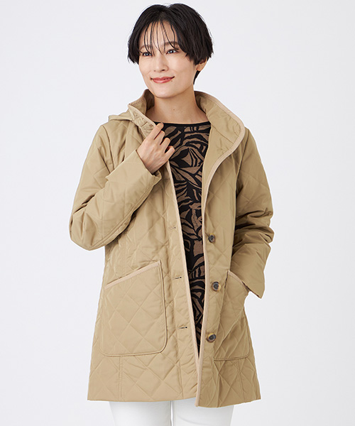 高機能！ダイヤキルトフーデッドコート
