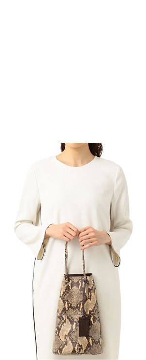 スタイルを一気に格上げするなら「パイソン」		
		