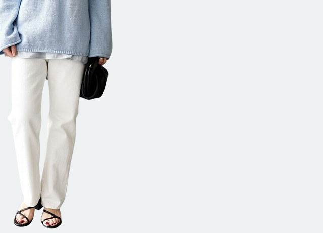 「淡色デニム」定番デニムもアップデートして登場