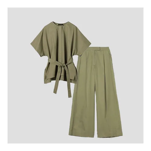 TOMORROWLAND ベルテッドシャツ&ワイドパンツ