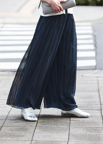Reversible Pants detail