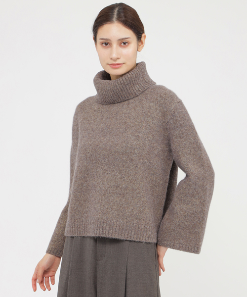 【PICK UP】寒さが深まる季節だからこそ楽しめる、気分が上がるニット