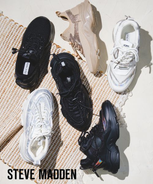 【STEVE MADDEN】 キラキラストーンが足元を輝く、おすすめスニーカー☆