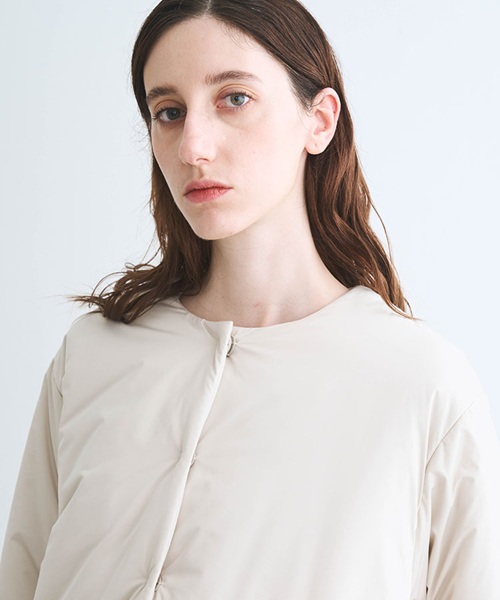 保温性軽量性を兼ね備えた中綿ジャケット