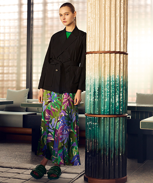 スタイリング 全身もしくは全身に近い画像