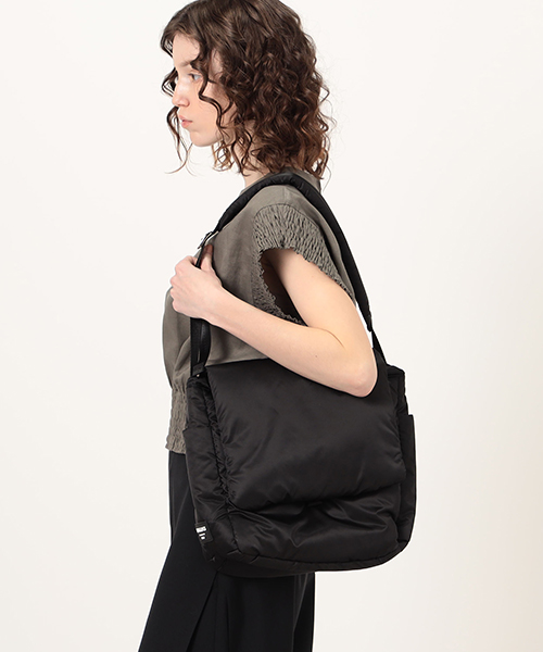 〈NOMADIS〉どんなシーンにも寄り添う優秀BAG