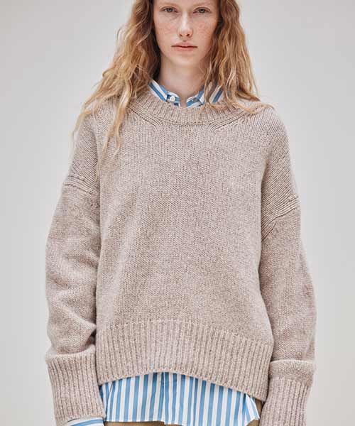 スタイリング 全身もしくは全身に近い画像