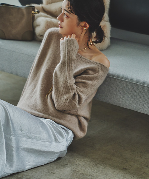 20TH SPECIAL CONTENTS “Emotional Femininity” vol. 2 【airy knit series】