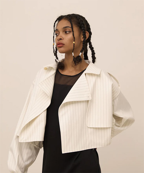 スタイリングの寄りもしくは商品画像