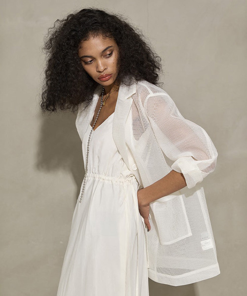 スタイリングの寄りもしくは商品画像