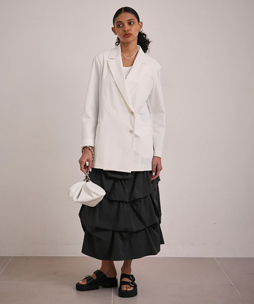 スタイリングの寄りもしくは商品画像