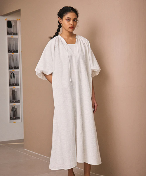 【DAY AS IST】これからの季節にぴったりな、さりげない華やかさを演出するワンピース